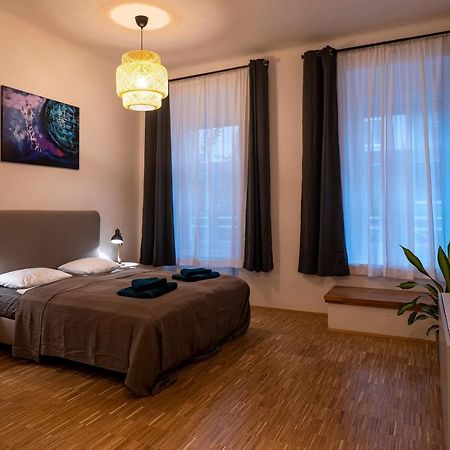 Flataid Apartment Jakob-Redtenbacher-Gasse I Graz Exterior photo