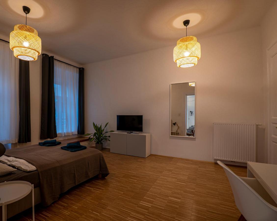 Flataid Apartment Jakob-Redtenbacher-Gasse I Graz Exterior photo
