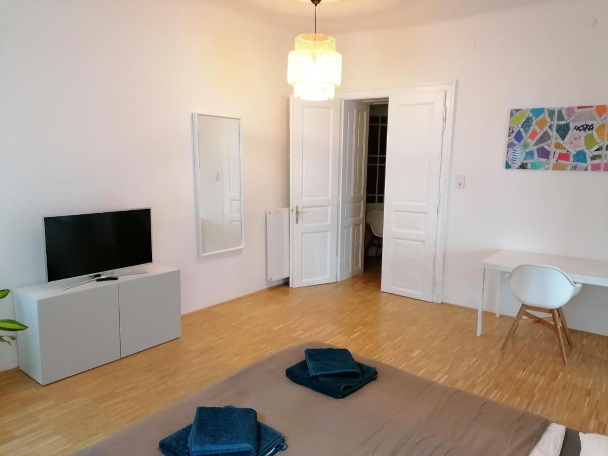 Flataid Apartment Jakob-Redtenbacher-Gasse I Graz Exterior photo